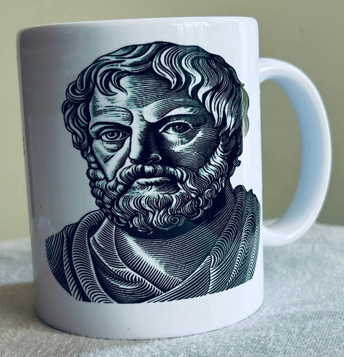 Caneca Fílosofo Aristóteles  personalizada  exclusiva Leafar Club Collection